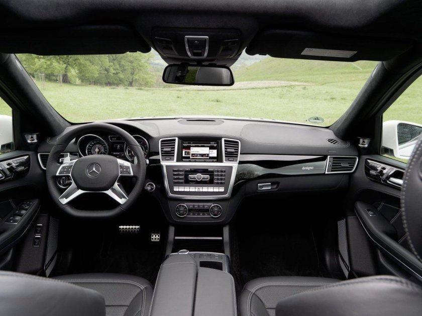 Mercedes Benz gl 63 AMG