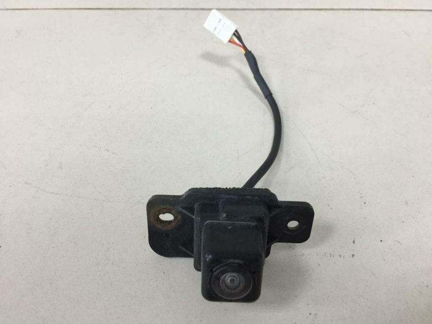 Камера заднего вида Митсубиси Паджеро каталог