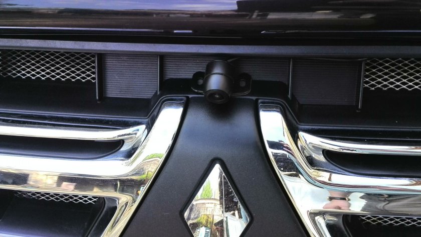 Паджеро 4 передняя камера