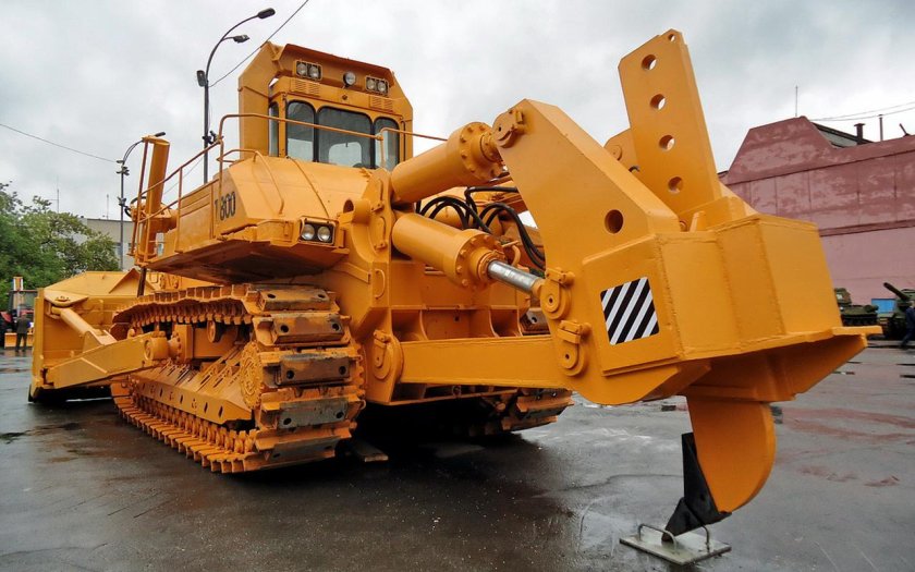 Трактор т-800 ЧТЗ