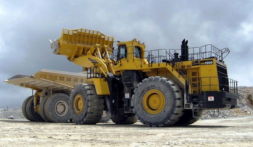 Коматсу wa1200