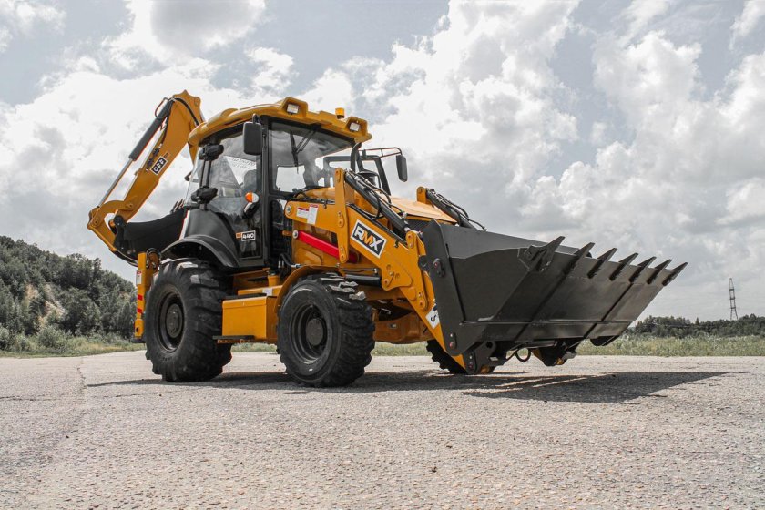 RUNMAX экскаватор погрузчик