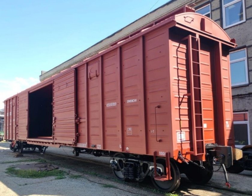 Крытый вагон Алтайвагон