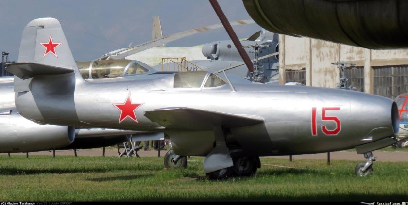 Як-23 реактивный самолёт