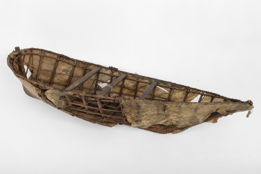 Байдара весельная лодка чукчей