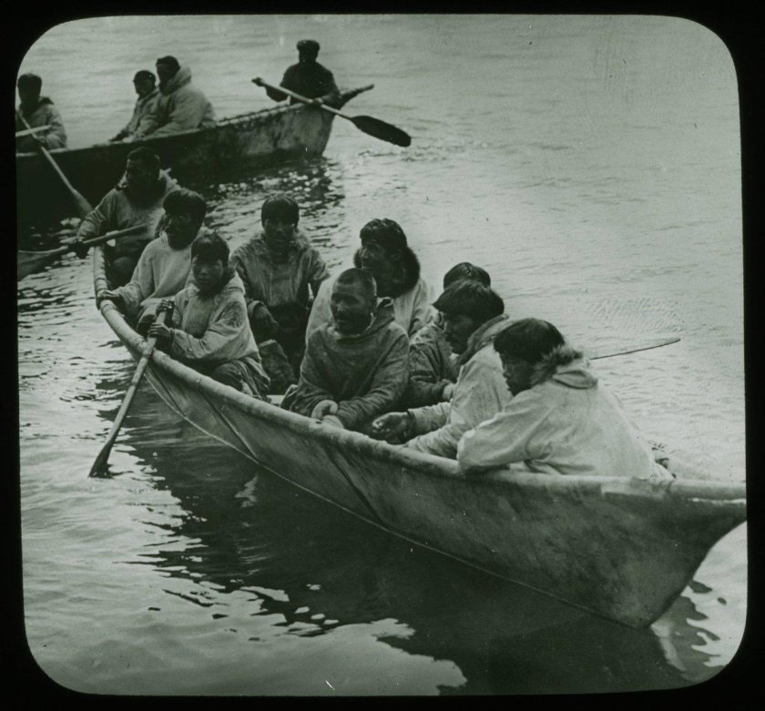 Умиак лодка эскимоса