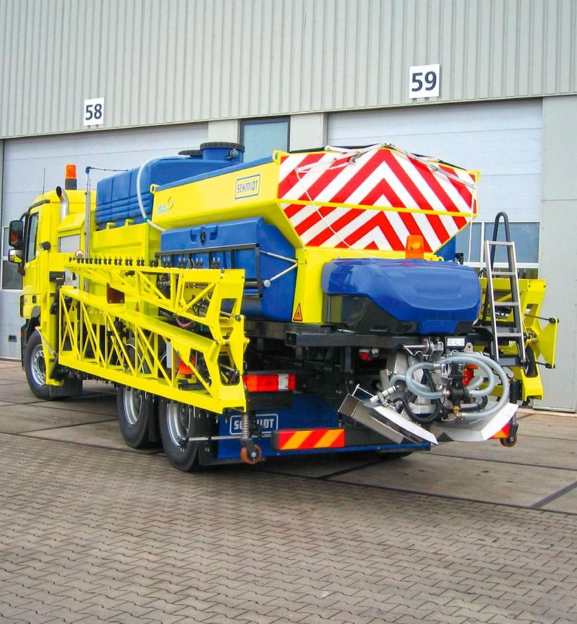 Машина Schmidt ASPT 4000 Oh распределитель реагентов