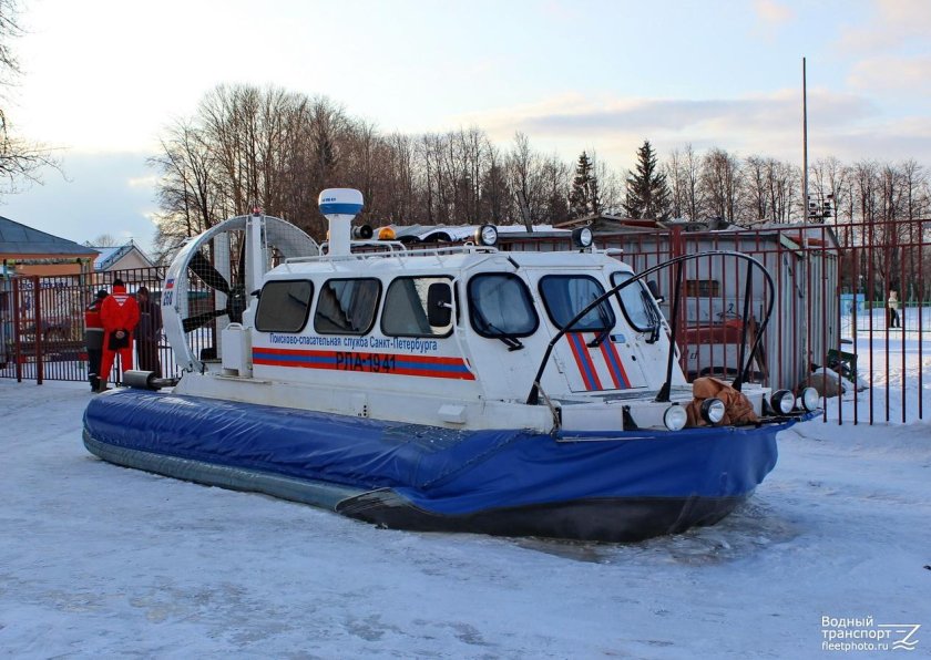 Спасательный катер МЧС Хивус