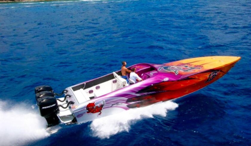 Скоростной катер