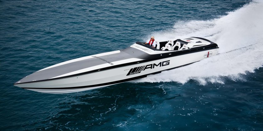 Скоростной катер