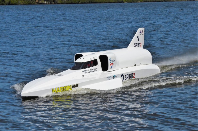 Спирит оф Австралия катер