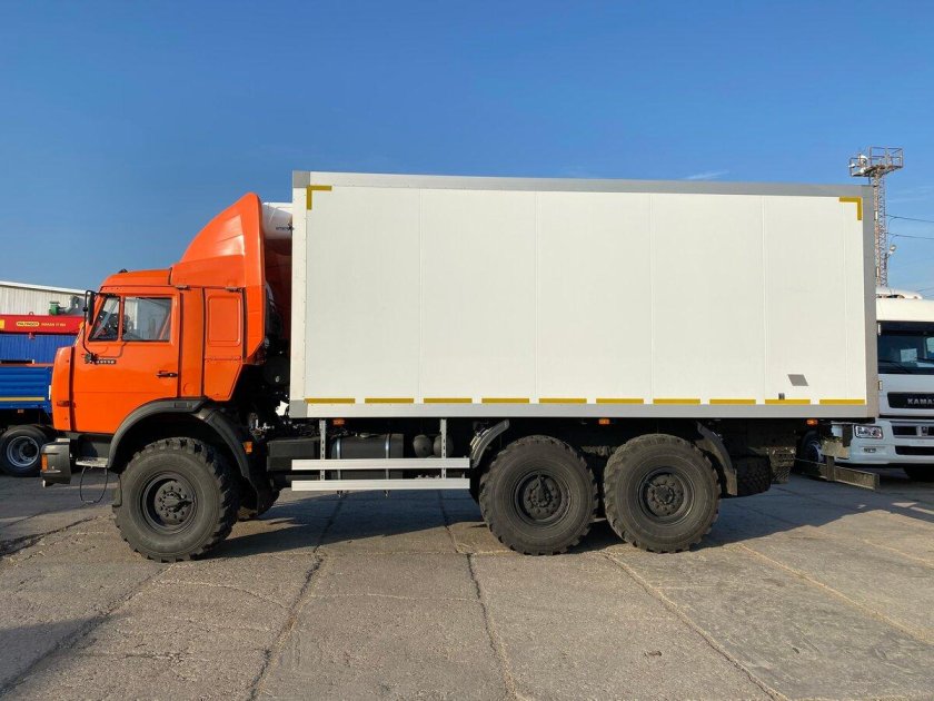 КАМАЗ 43118 изотермический фургон