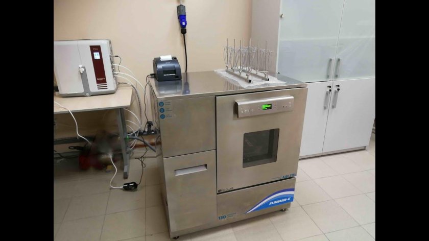 Лабораторная посудомоечная машина Miele