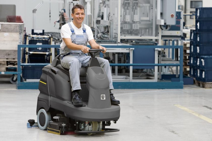 Поломоечная машина Karcher b90