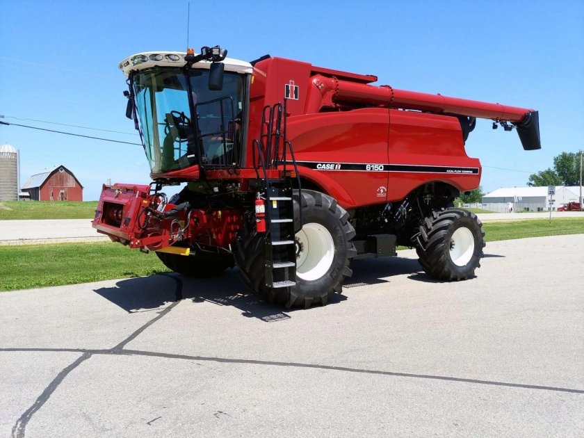 Case 6150 комбайн