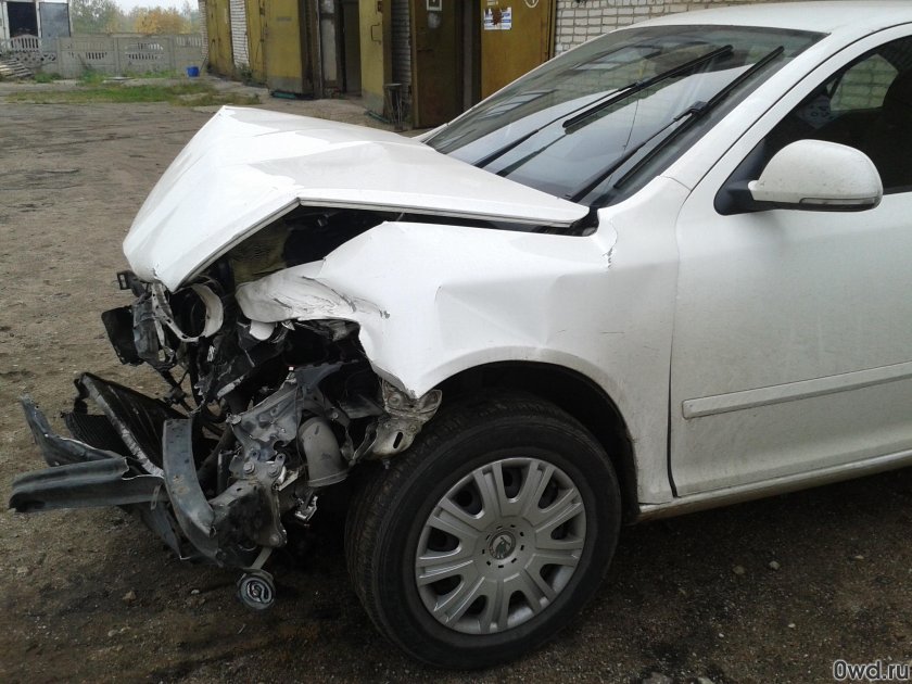 Битая Октавия а7