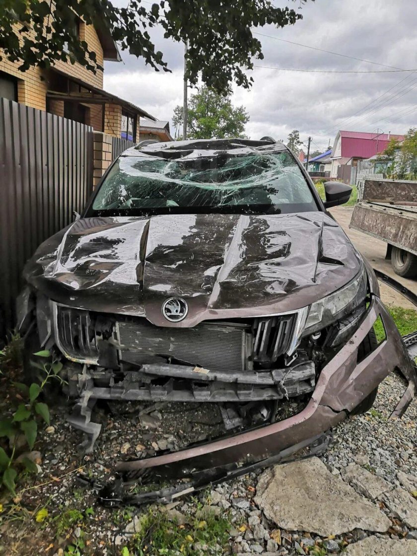 Битая Шкода