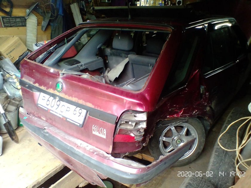 Шкода Фелиция багажный отсек