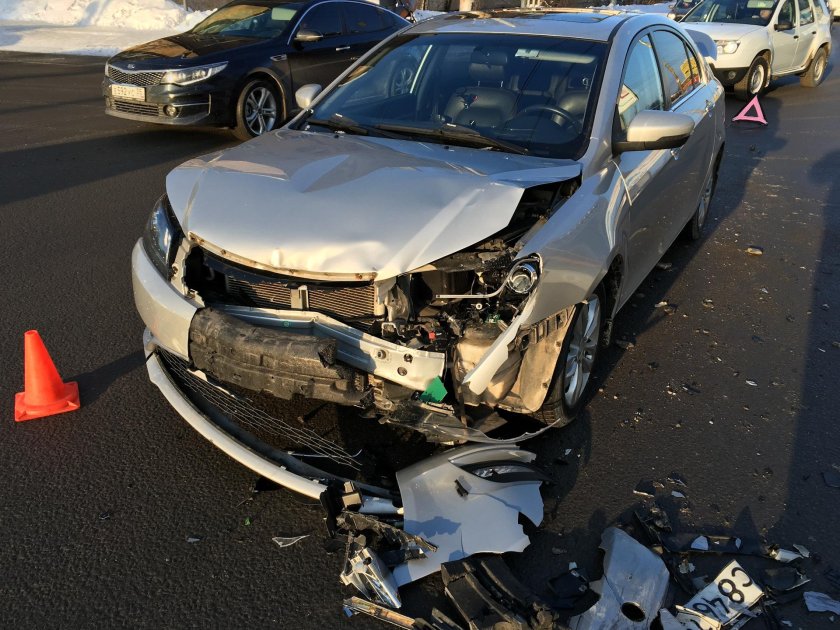 Разбитая Skoda Octavia