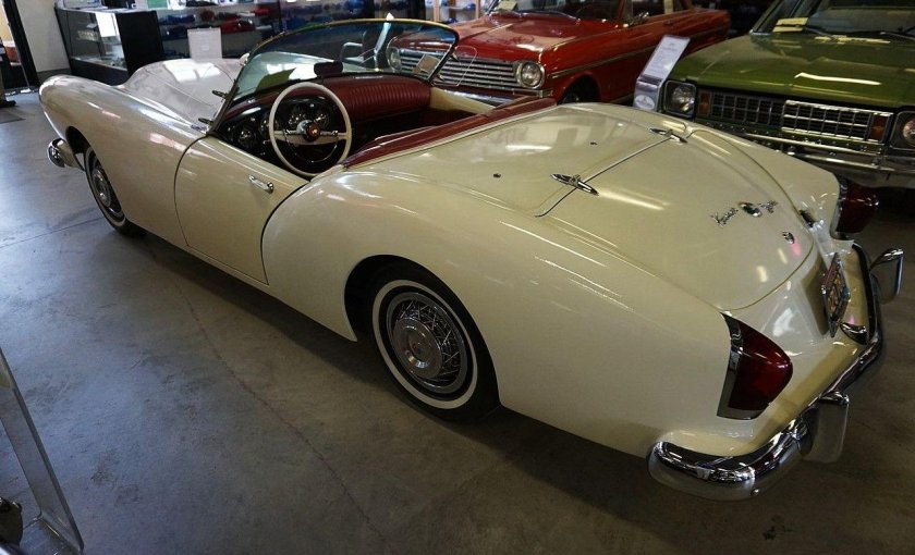 Kaiser-Darrin похожие авто