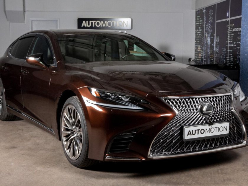 Лексус лс 500 2011