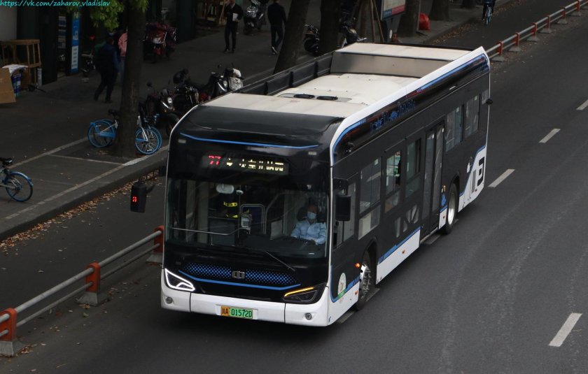 Автобус фото