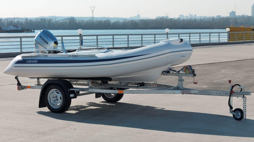 Лодочный прицеп для лодки ПВХ 370