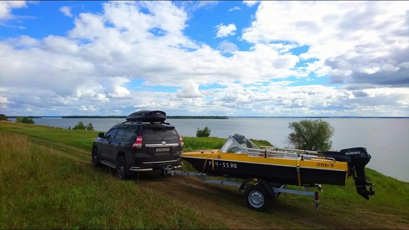 Тойота ландкрузер 200 с прицепом