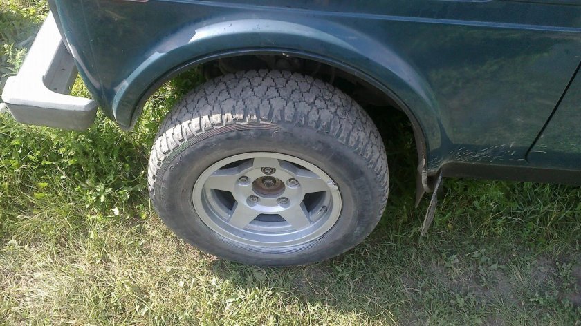 205 70 R14 на ниву