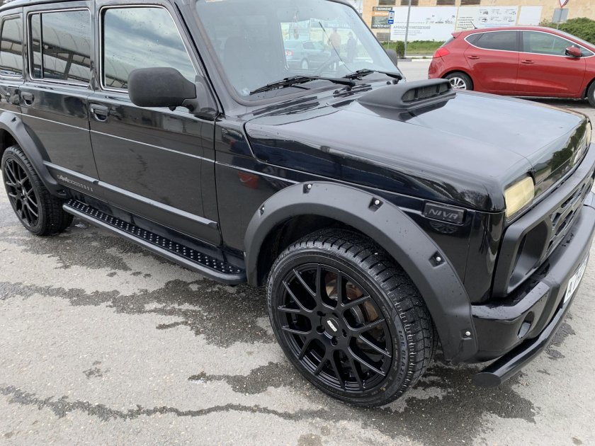 235/45/18 На ниву