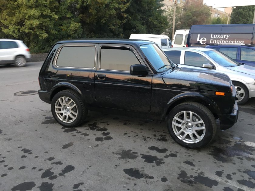 Нива Урбан r16