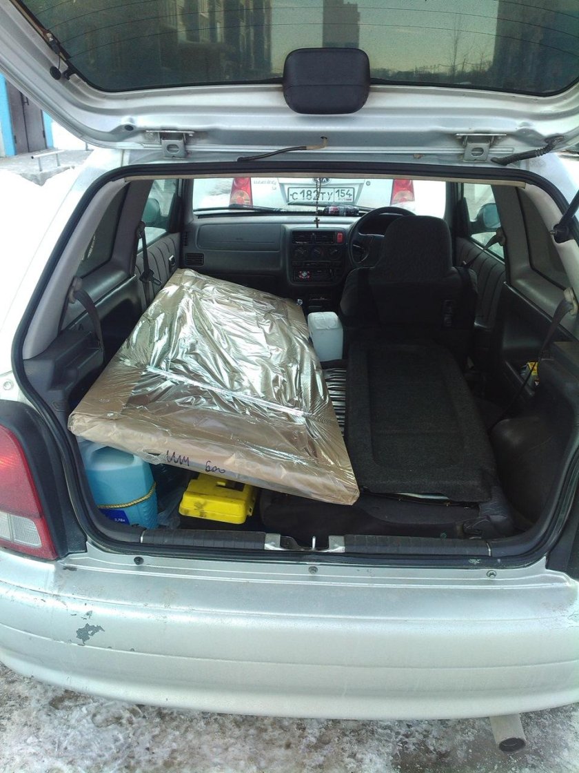 Хонда лого 2000 багажник