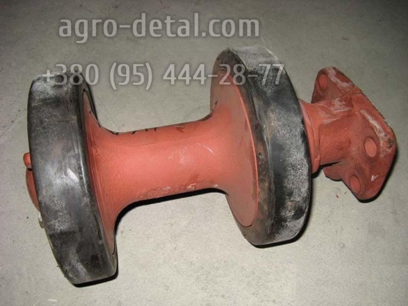 Ролик задний 85-33-001а (ДТ-75)