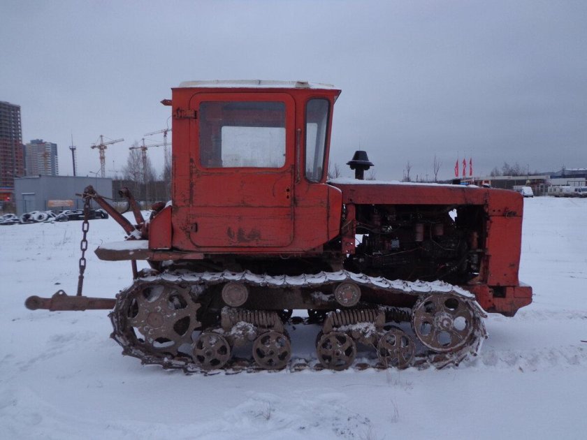 Трактор ДТ-75 ДС-4