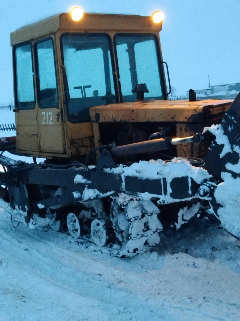 Мехлопата на ДТ 75