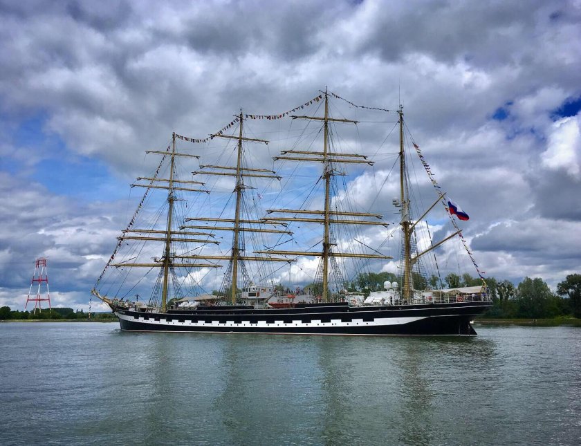 Четырехмачтовый Барк Крузенштерн