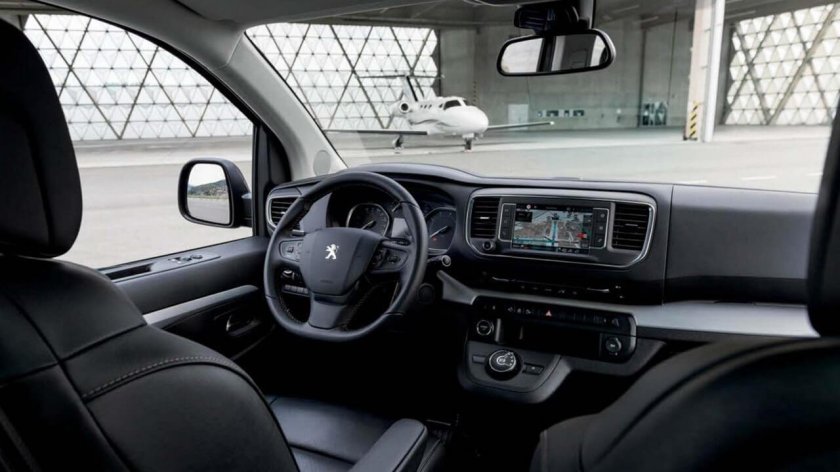 Пежо Тревеллер внутри фото 2020