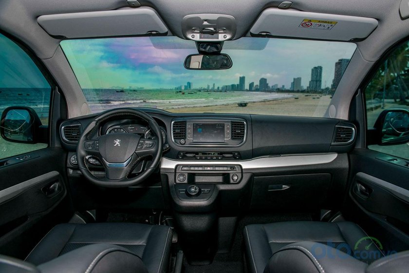 Пежо минивэн Тревелер 2018