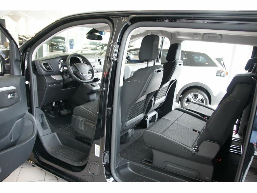 Ситроен Space Tourer салон