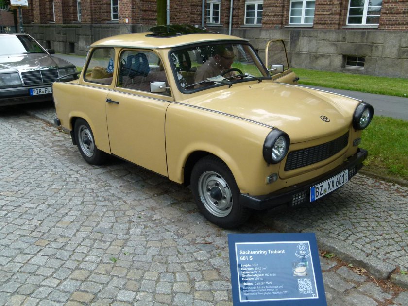 Трабант р 610 - 1100 салон