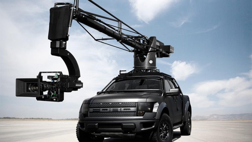 Операторский кран на автомобиль