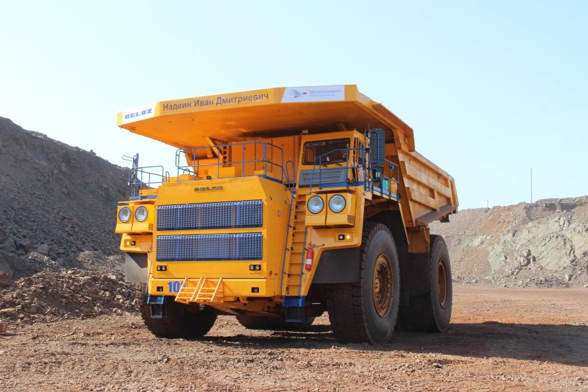 БЕЛАЗ карьерный самосвал