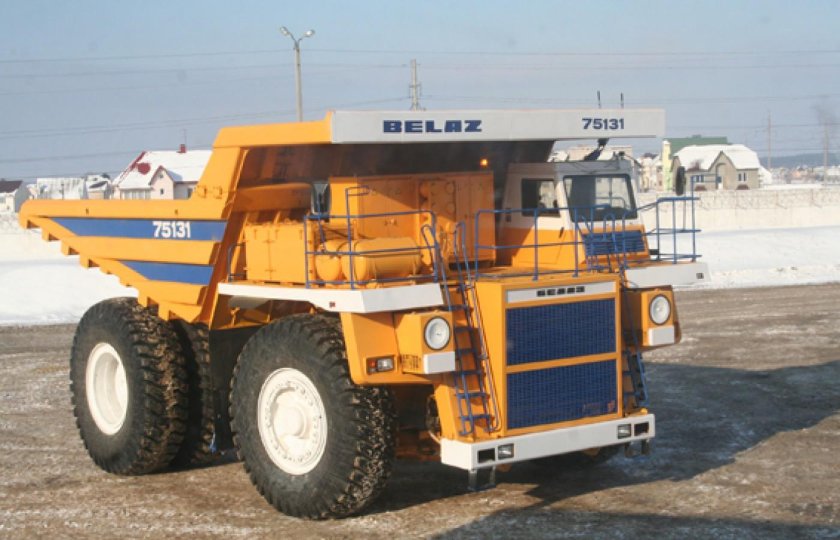 БЕЛАЗ 7513r