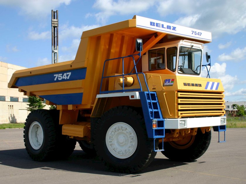 БЕЛАЗ 75473