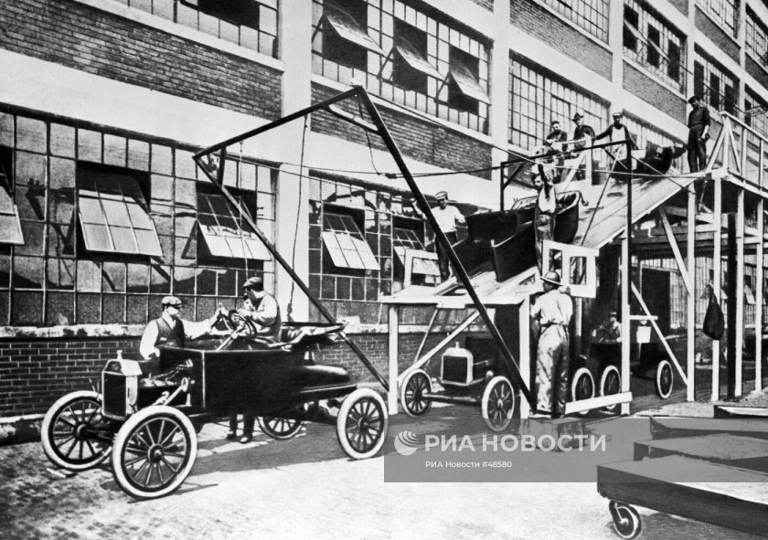 Завод Генри Форда 1914 год