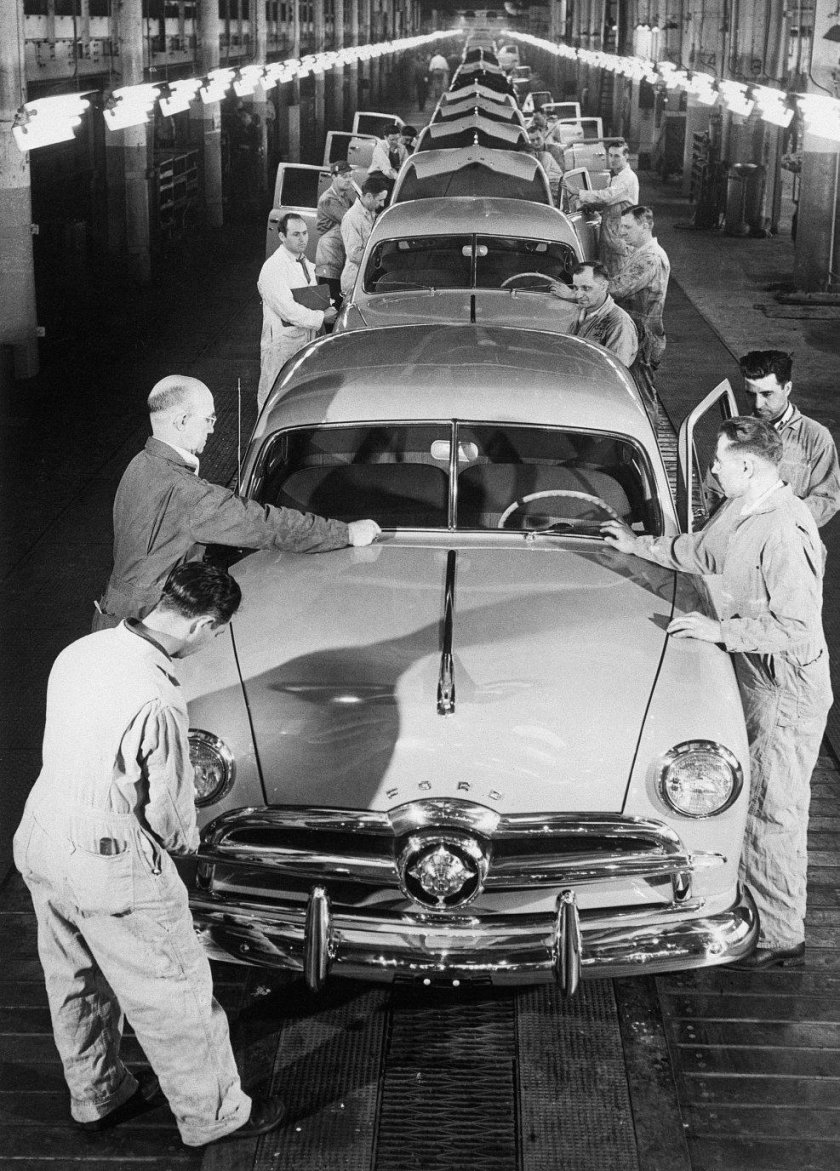 Assembly line Ford