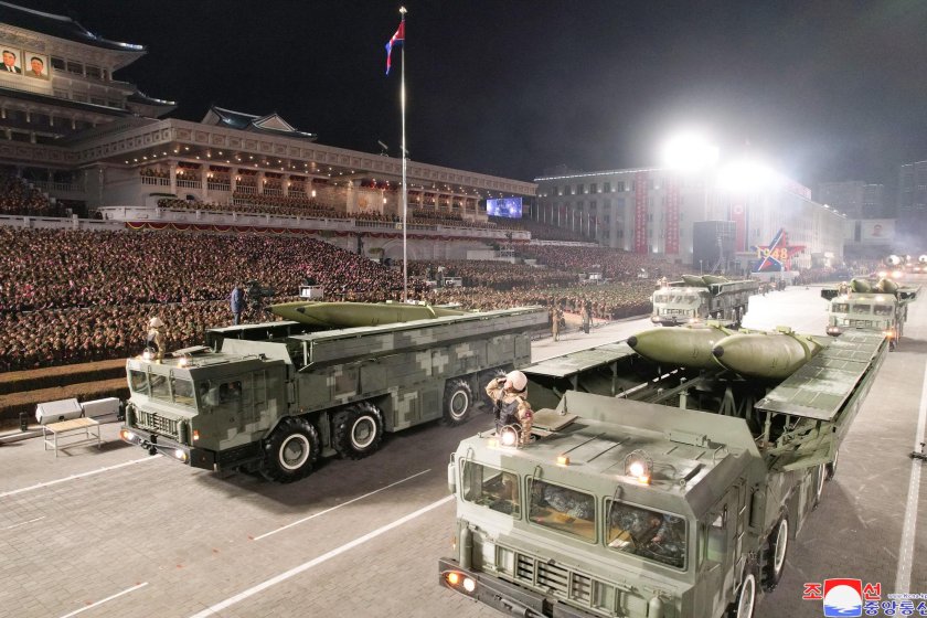 Парад КНДР 2023