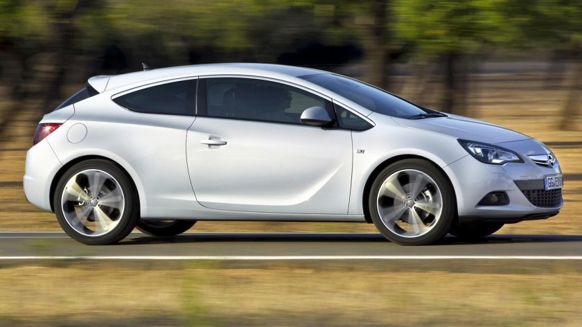 Opel Astra j GTC