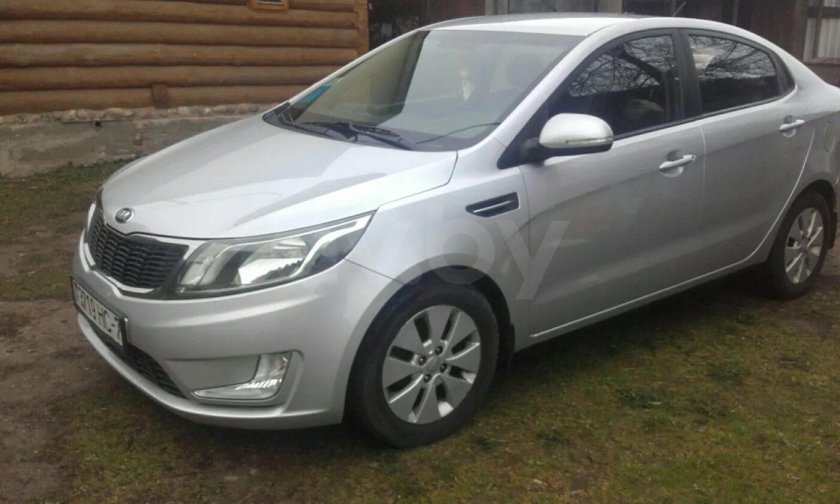 Киа Рио 2013 серебристый