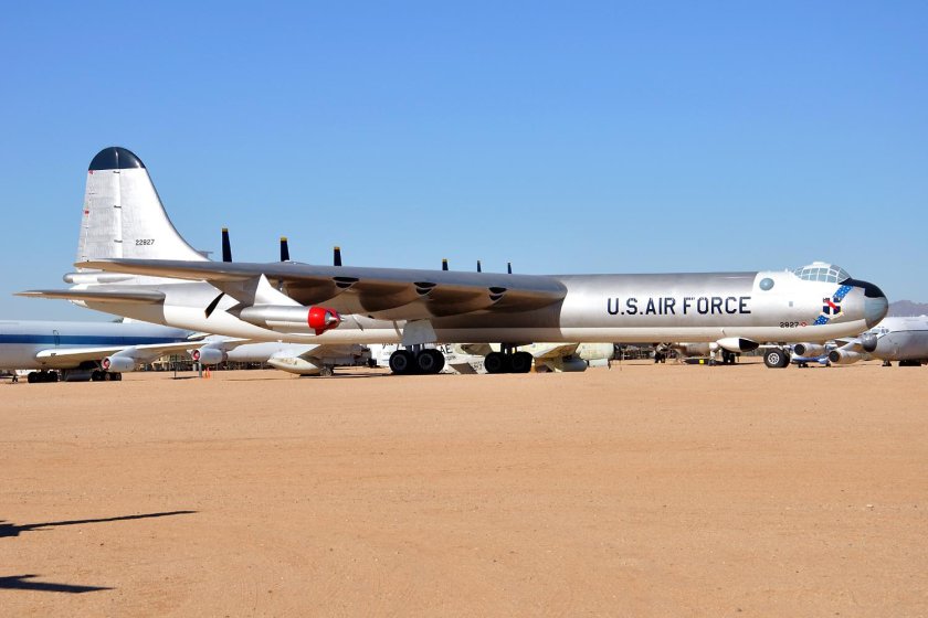 Convair b-36 бомбардировщик